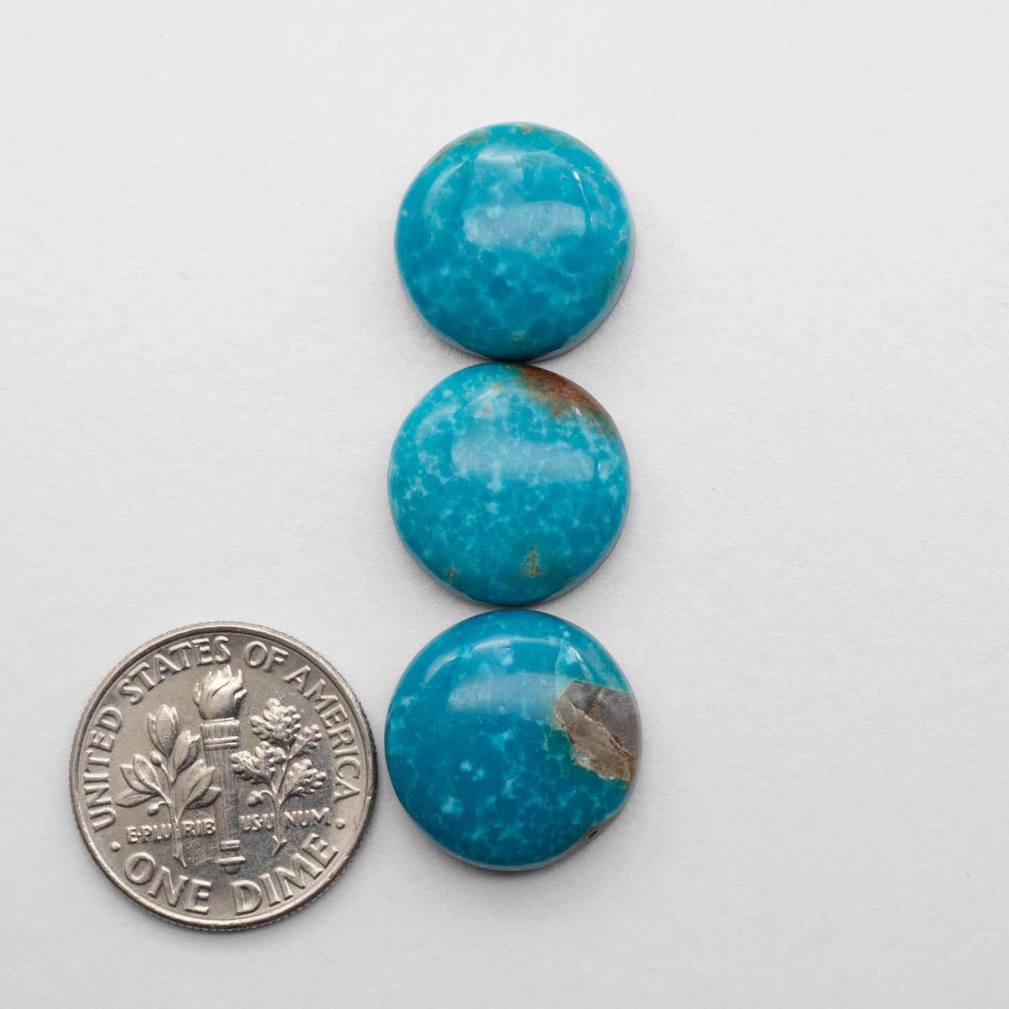 The Cumpas Turquoise is a captivating gemstone with a unique, blue-green color. Derived from a mixture of quartz and algae, this stone is perfect for use in jewelry or other decorative pieces. The natural beauty of the Cumpas Turquoise makes it a stunning addition to any collection.
