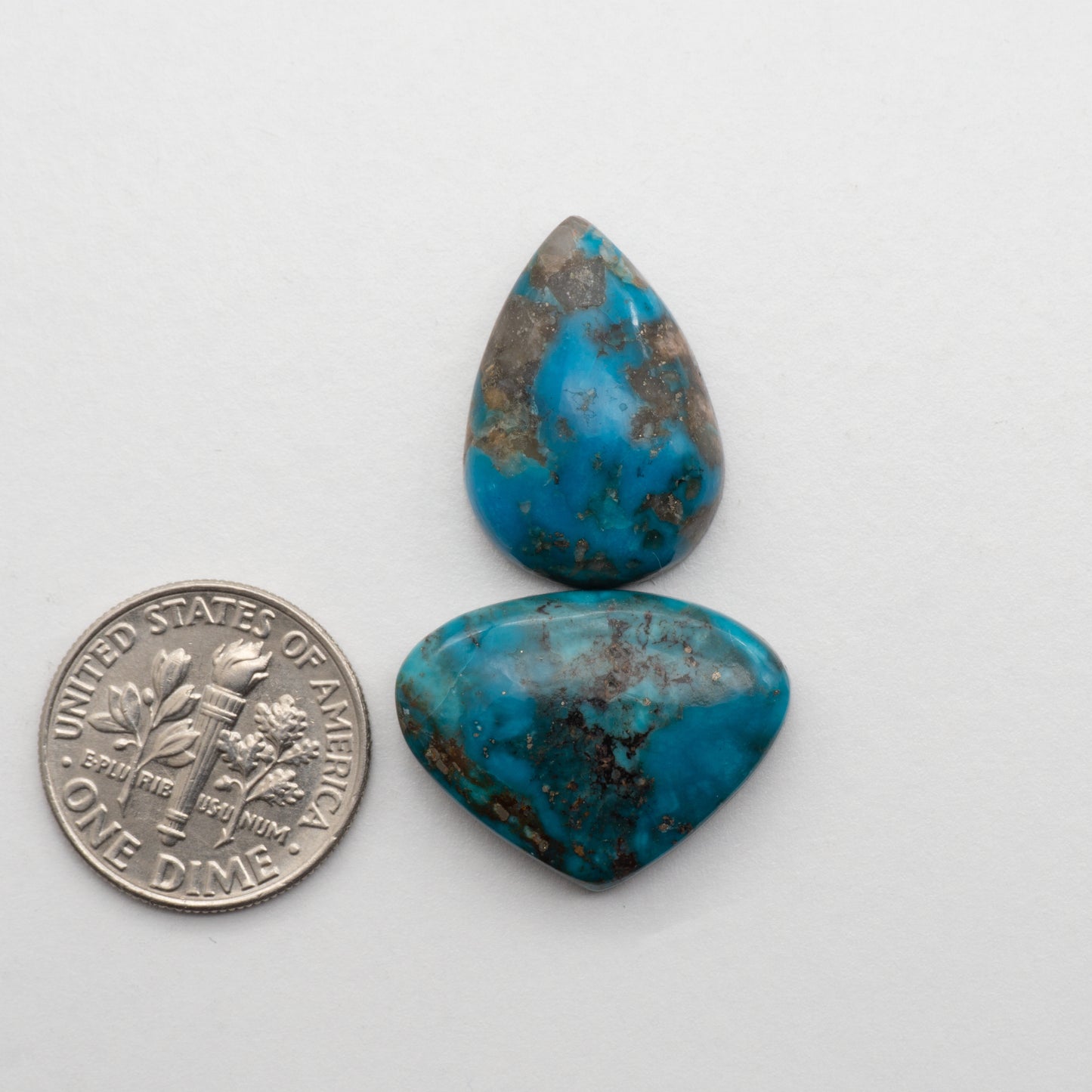 Add unique splashes of color to your jewelry with our Kingman Turquoise Cabochons. Featuring natural blue hues, these cabochons offer a beautiful contrast to any design. Perfect for necklaces, earrings, and more!