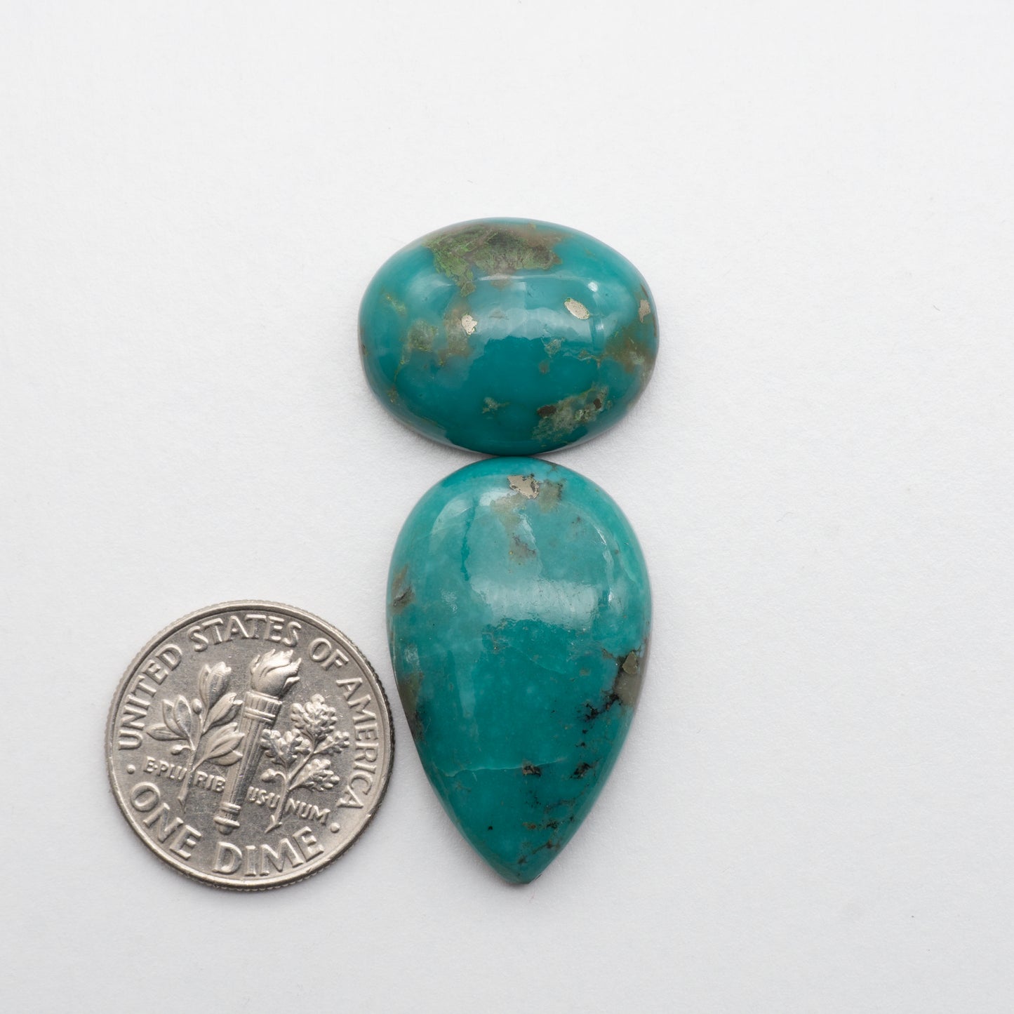 This beautiful Blue Green Campitos Turquoise Cabochon lot has a glossy finish and is backed for added strength. Mined in Sonora, MX. Similar to Kingman turquoise used for jewelry making.