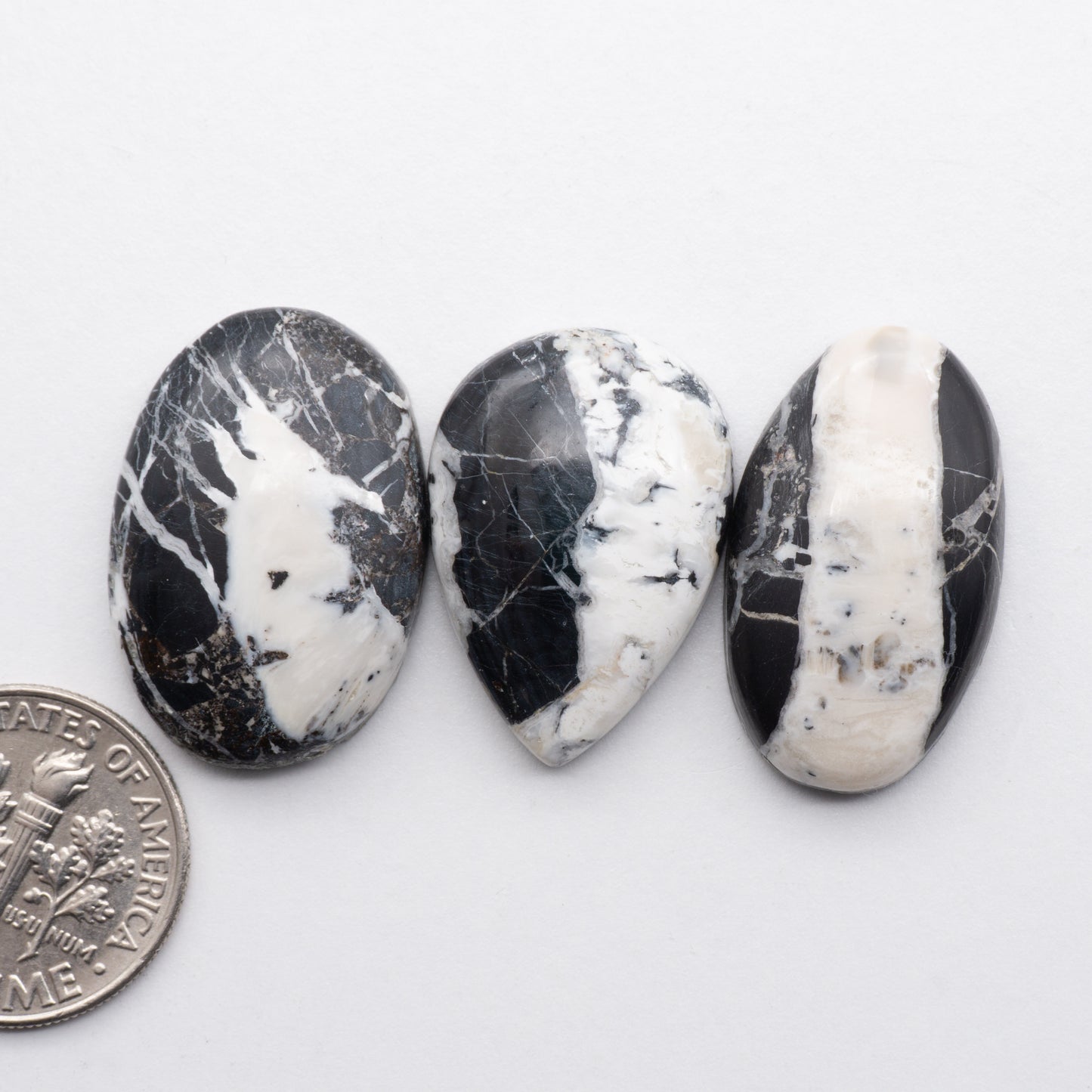 White Buffalo Cabochons have a glossy finish and are backed for added strength. White Buffaloe is mined in Nevada, USA White Buffalo is similar to turquoise and is used for jewelry making.