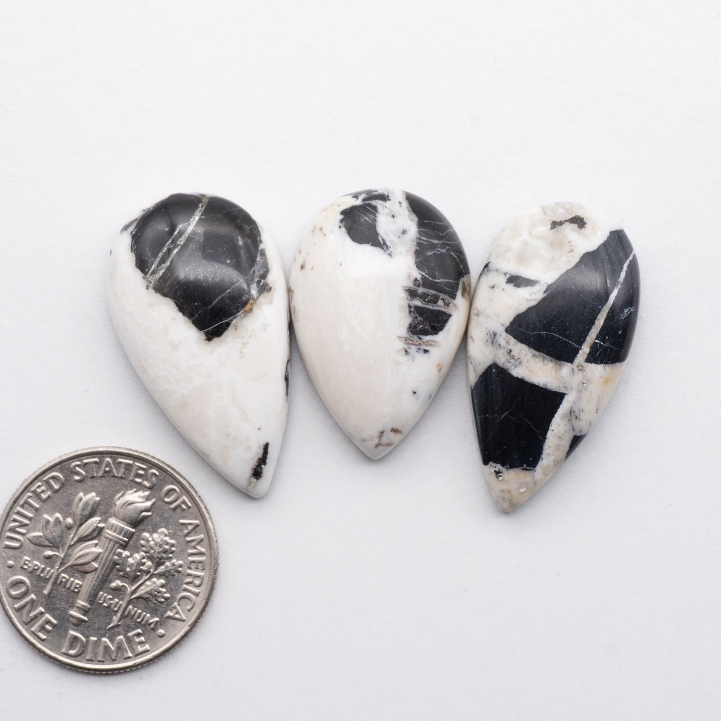 White Buffalo Cabochons have a glossy finish and are backed for added strength. White Buffaloe is mined in Nevada, USA White Buffalo is similar to turquoise and is used for jewelry making.