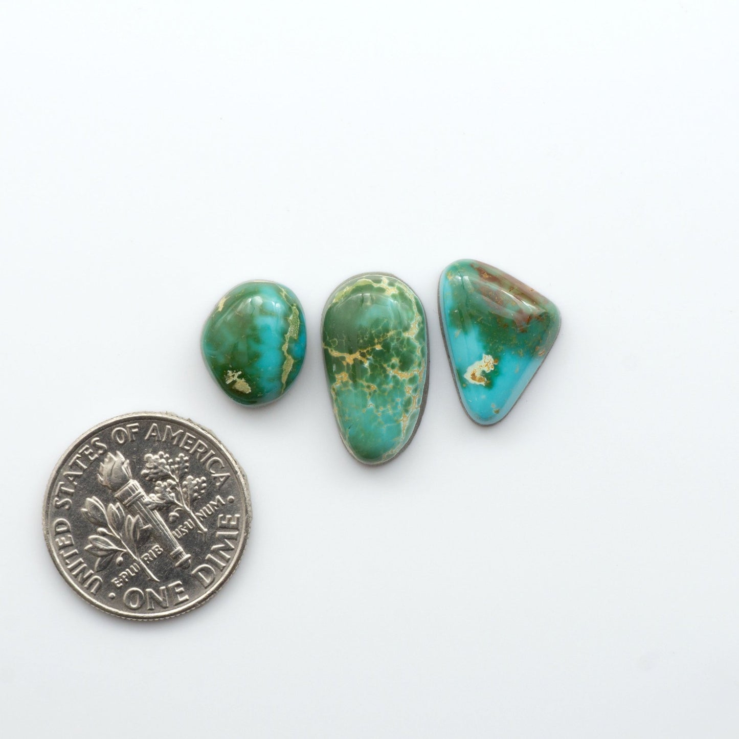 Natural Kings Manassa Turquoise is known for its unique color and high quality. With its rare and beautiful hue, it is a highly sought after gemstone for jewelry making. 