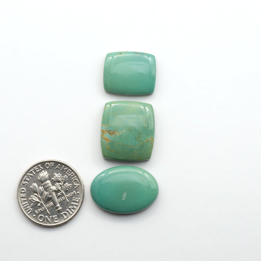 Experience the beauty of Turquoise Mountain Cabochons. With their distinctive blue and green color, these gemstones are perfect for any jewelry piece.
