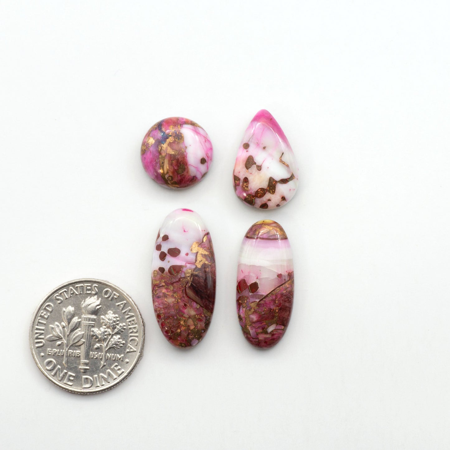 These Spiny Kingman Cabochons are perfect for any jewelry making project. With their unique and intricate patterns, they add a touch of elegance to your designs…