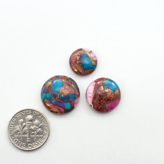 These Spiny Kingman Cabochons are perfect for any jewelry making project. With their unique and intricate patterns, they add a touch of elegance to your designs…