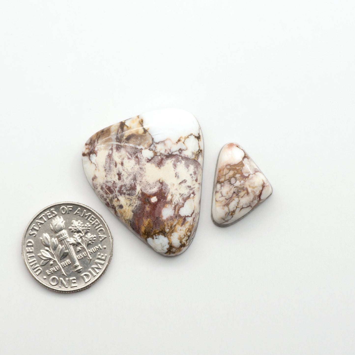 Wild Horse Cabochon are a magnificent addition to any collection. Natural magnesite stones feature a design that will add beauty to any jewelry design.