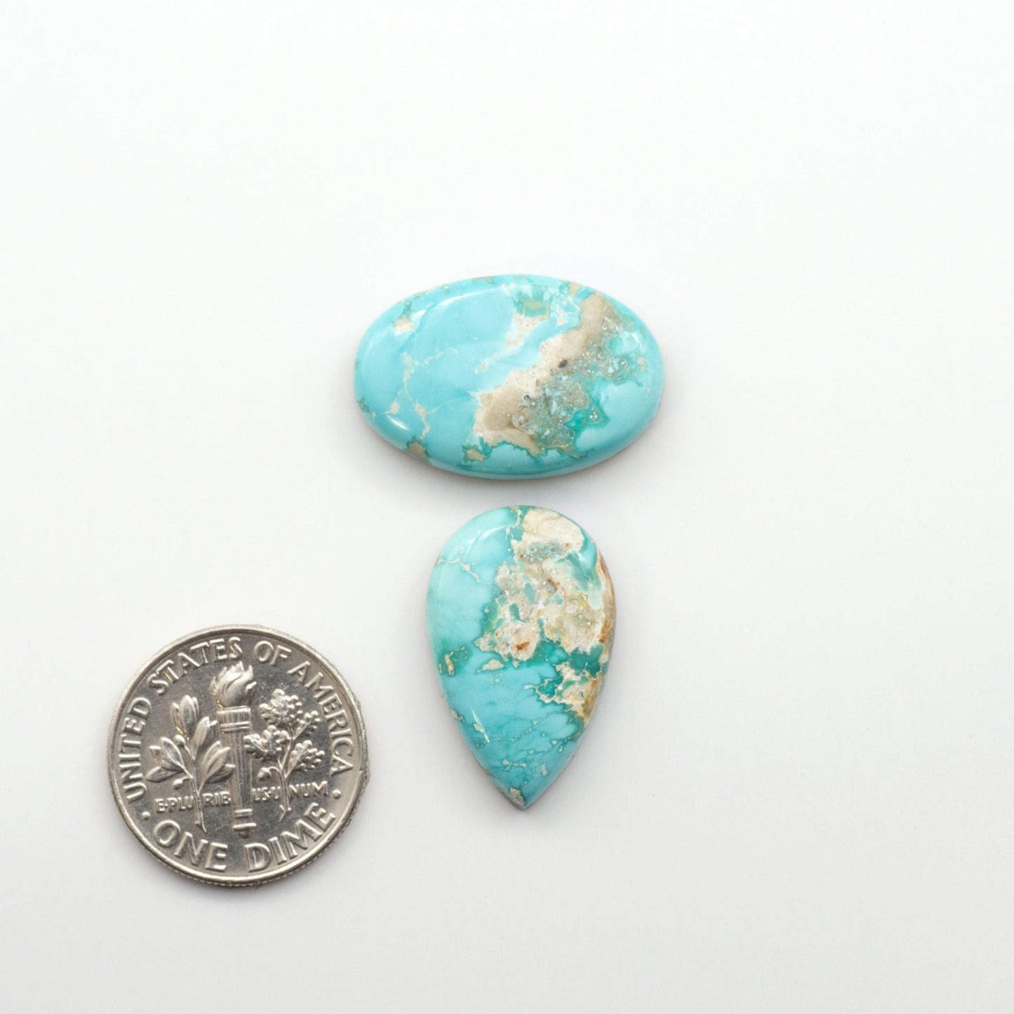 Experience the beauty of Fox Turquoise, mined in Nevada, USA. Elevate your jewelry designs with the stunning colors and patterns of these unique gemstones.