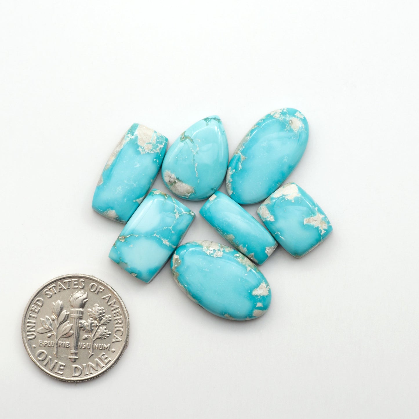 Experience the beauty of Fox Turquoise, mined in Nevada, USA. Elevate your jewelry designs with the stunning colors and patterns of these unique gemstones.