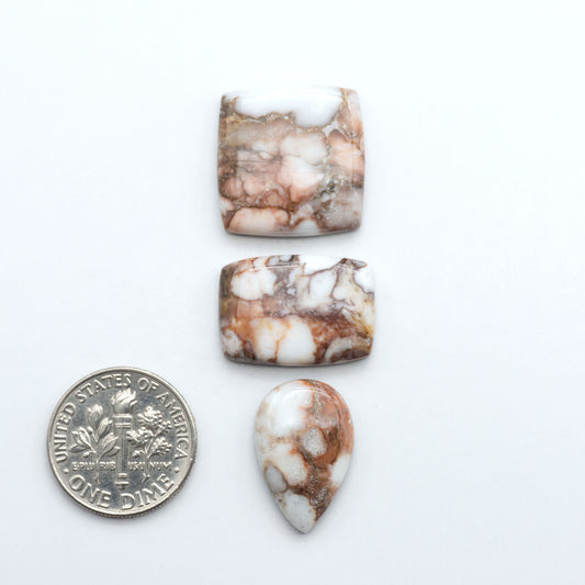 Wild Horse Cabochon are a magnificent addition to any collection. Natural magnesite stones feature a design that will add beauty to any jewelry design.