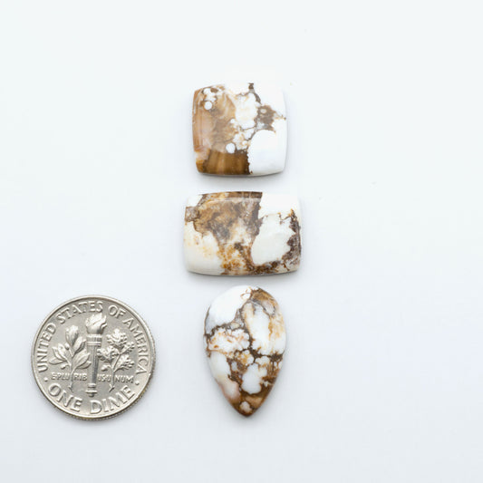 Wild Horse Cabochon are a magnificent addition to any collection. Natural magnesite stones feature a design that will add beauty to any jewelry design.
