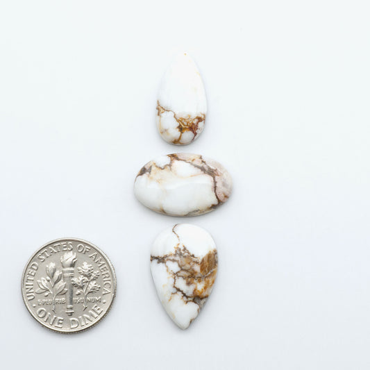 Wild Horse Cabochon are a magnificent addition to any collection. Natural magnesite stones feature a design that will add beauty to any jewelry design.