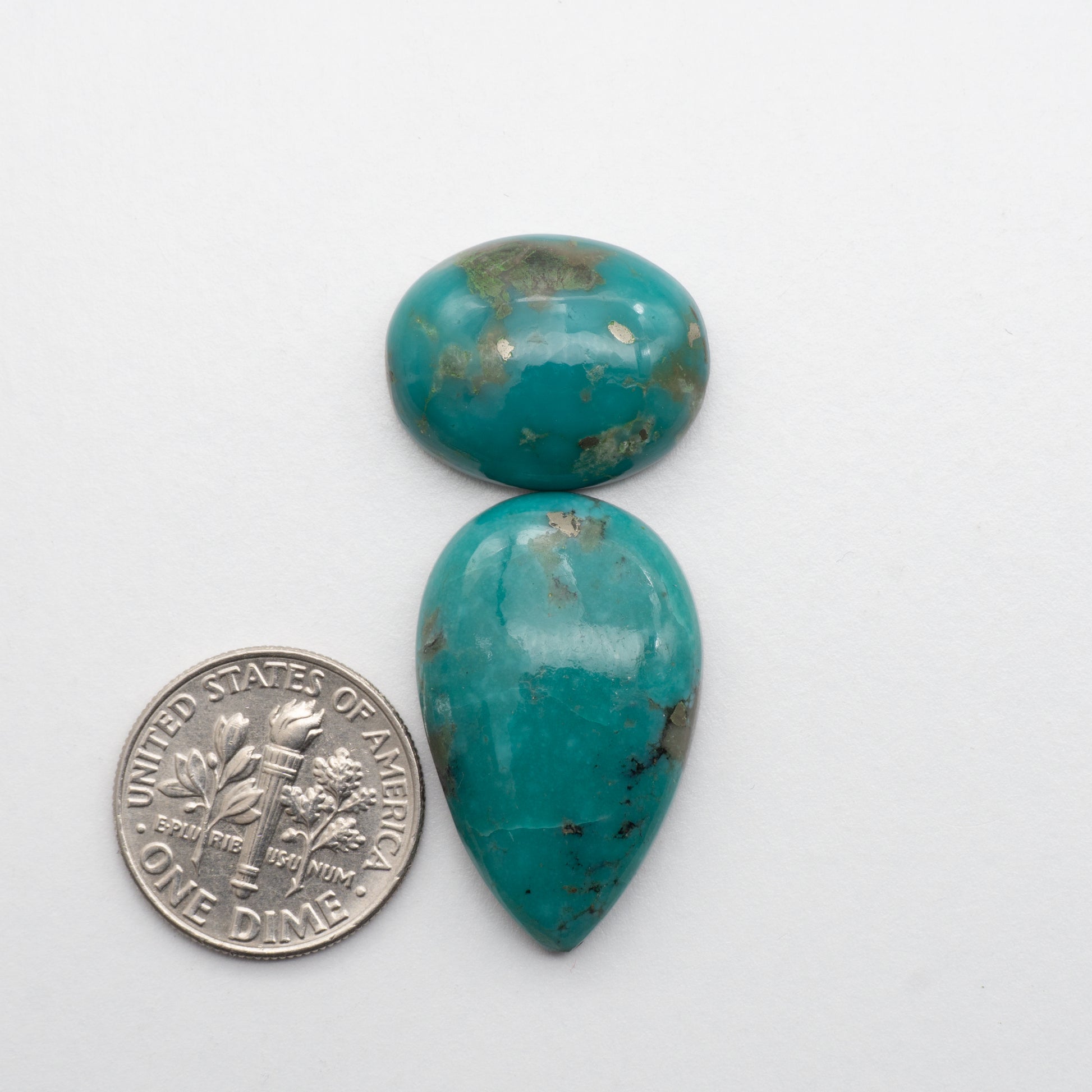 This beautiful Blue Green Campitos Turquoise Cabochon lot has a glossy finish and is backed for added strength. Mined in Sonora, MX. Similar to Kingman turquoise used for jewelry making.