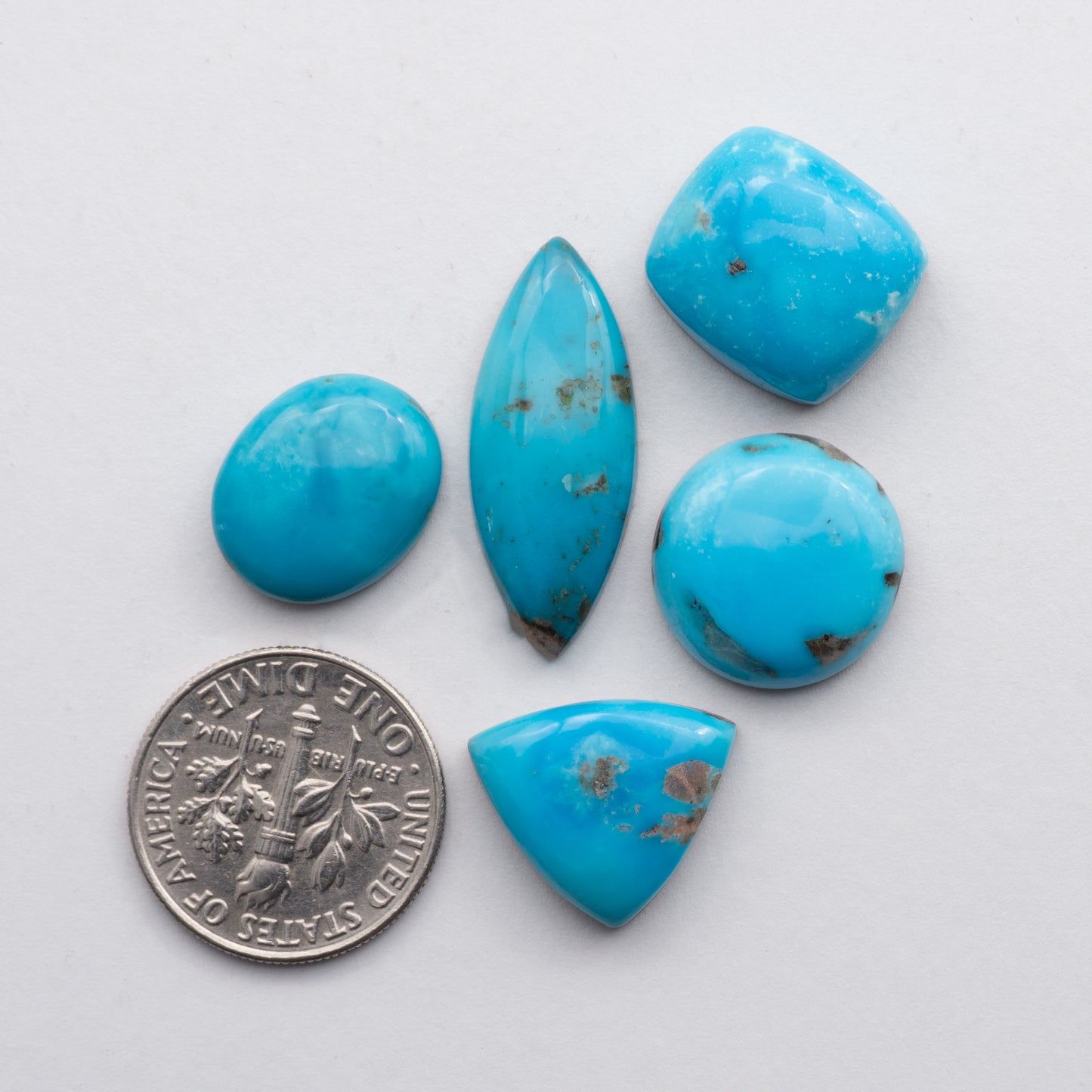 Kingman Turquoise Cabochons are a staple in the jewelry industry, known for their stunning blueKingman Turquoise Cabochons are a staple in the jewelry industry, known for their stunning blue-green color and durability-green color and durability