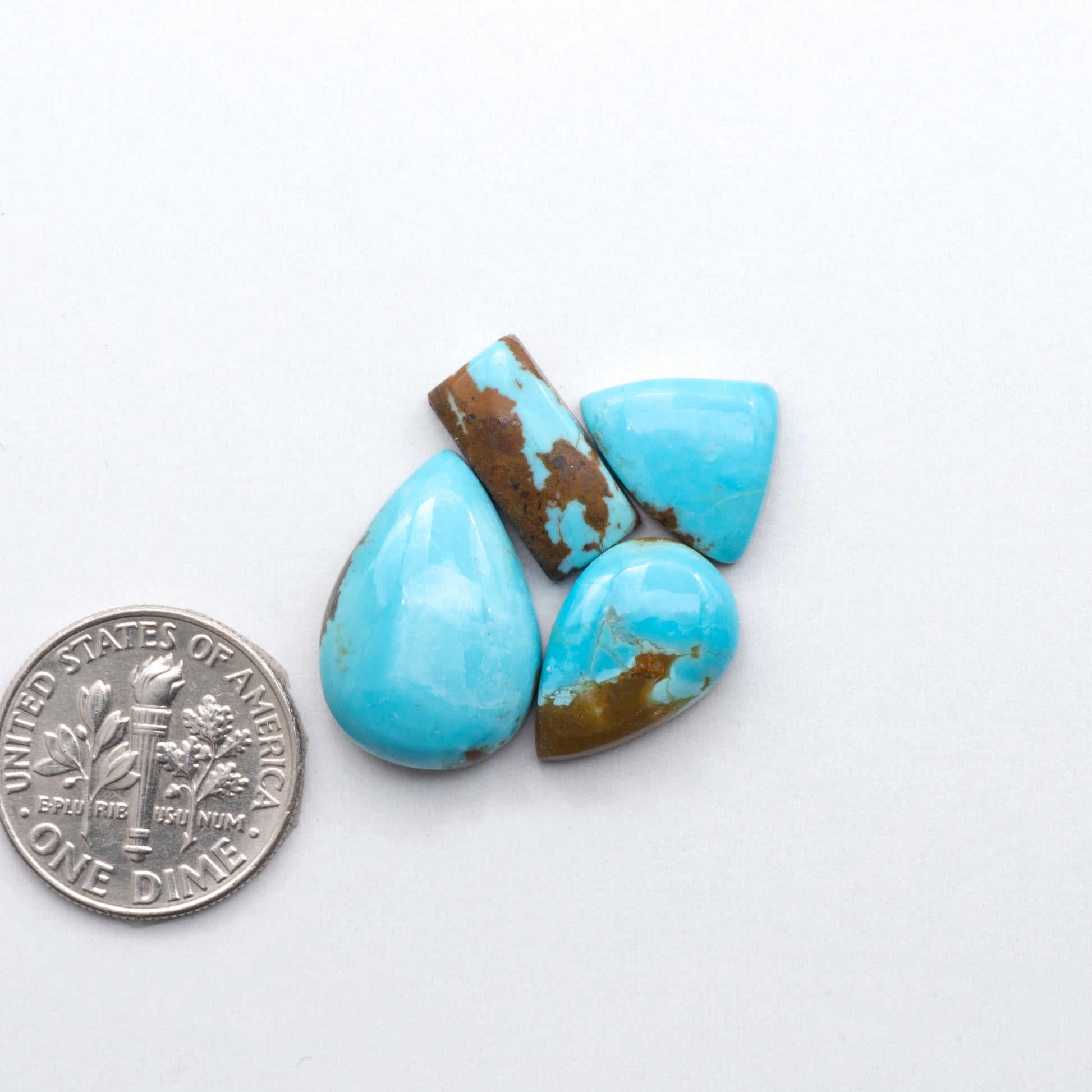 Campitos Turquoise offers cabochons crafted from authentic Campitos Turquoise from the mine in northern Mexico.