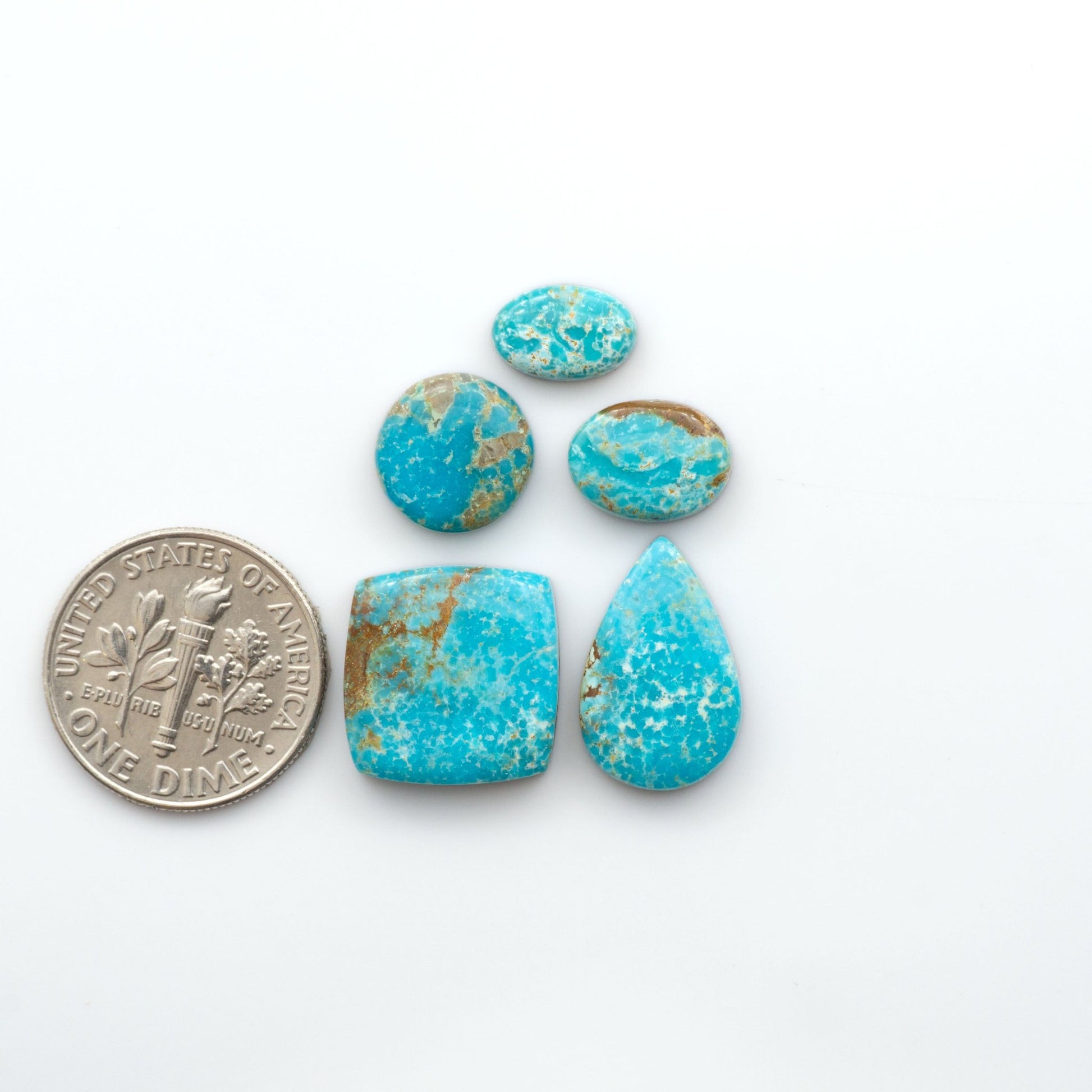 Discover the natural beauty of Catalina Turquoise, renowned for its&nbsp;unique patterns and colors.