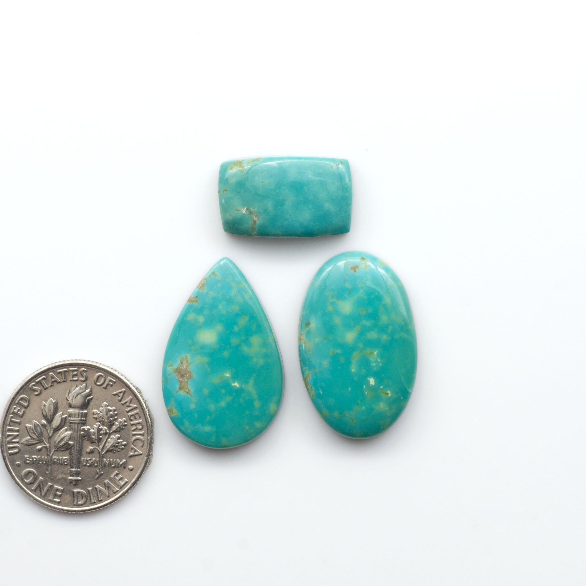 Experience the beauty of Turquoise Mountain Cabochons. With their distinctive blue and green color, these gemstones are perfect for any jewelry piece.