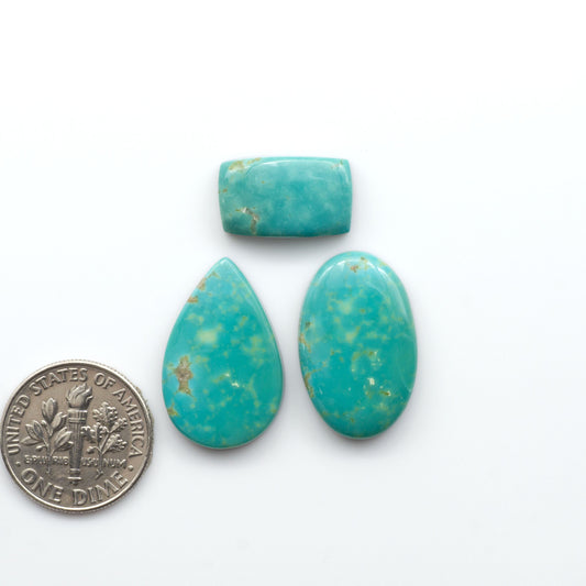 Experience the beauty of Turquoise Mountain Cabochons. With their distinctive blue and green color, these gemstones are perfect for any jewelry piece.