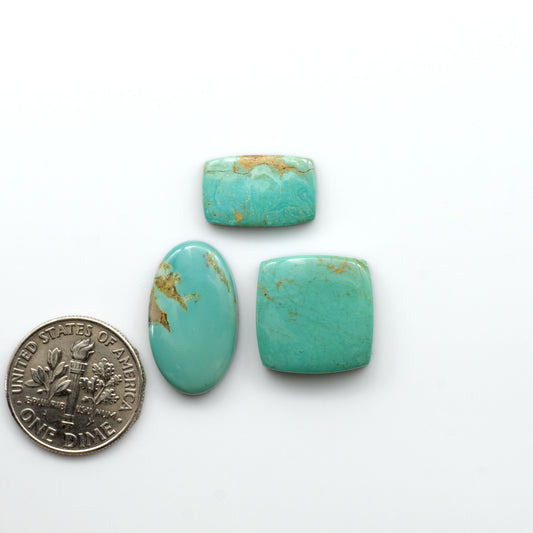 Experience the beauty of Turquoise Mountain Cabochons. With their distinctive blue and green color, these gemstones are perfect for any jewelry piece.