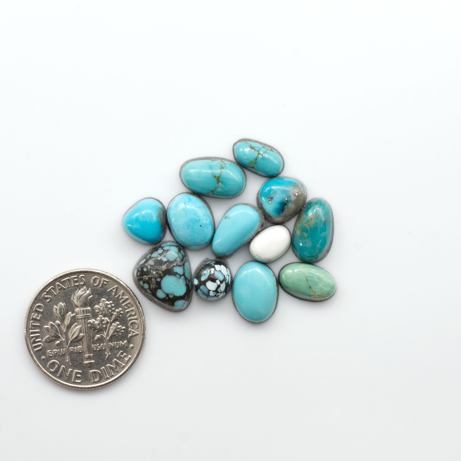 This lot contains an assortment of mixed gemstones. Richly colored and highly varied, these cabochons are sure to have something to excite everyone.