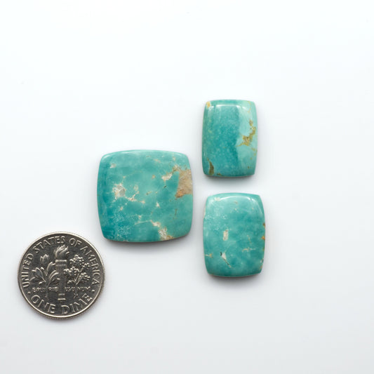 Experience the beauty of Turquoise Mountain Cabochons. With their distinctive blue and green color, these gemstones are perfect for any jewelry piece.