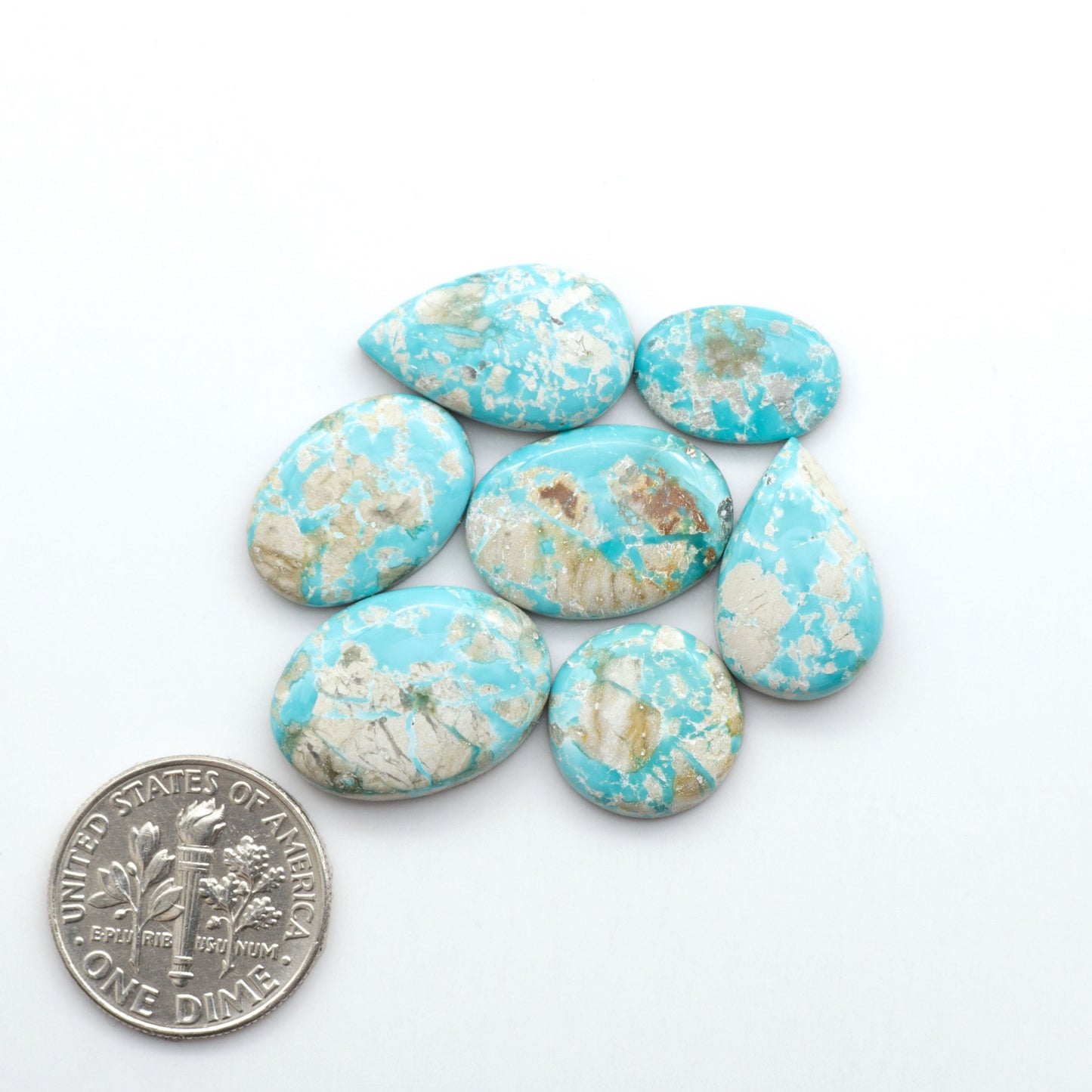 Experience the beauty of Fox Turquoise, mined in Nevada, USA. Elevate your jewelry designs with the stunning colors and patterns of these unique gemstones. 