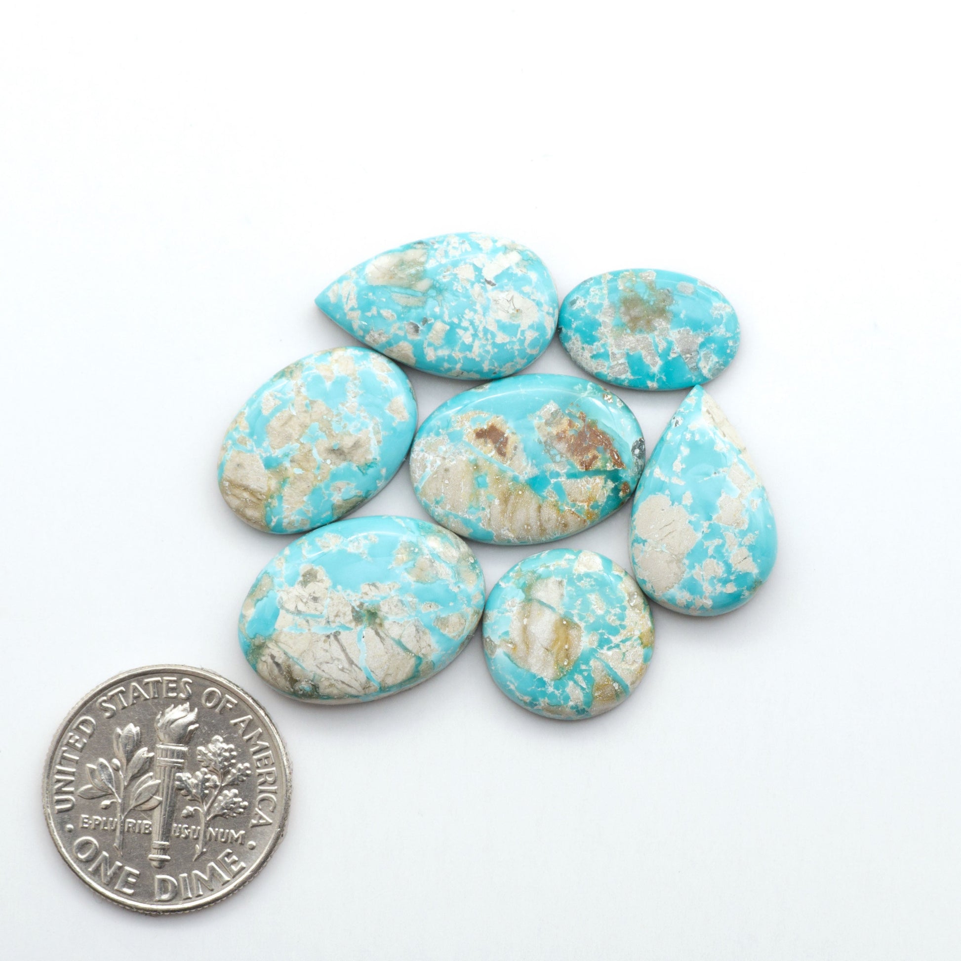 Experience the beauty of Fox Turquoise, mined in Nevada, USA. Elevate your jewelry designs with the stunning colors and patterns of these unique gemstones. 