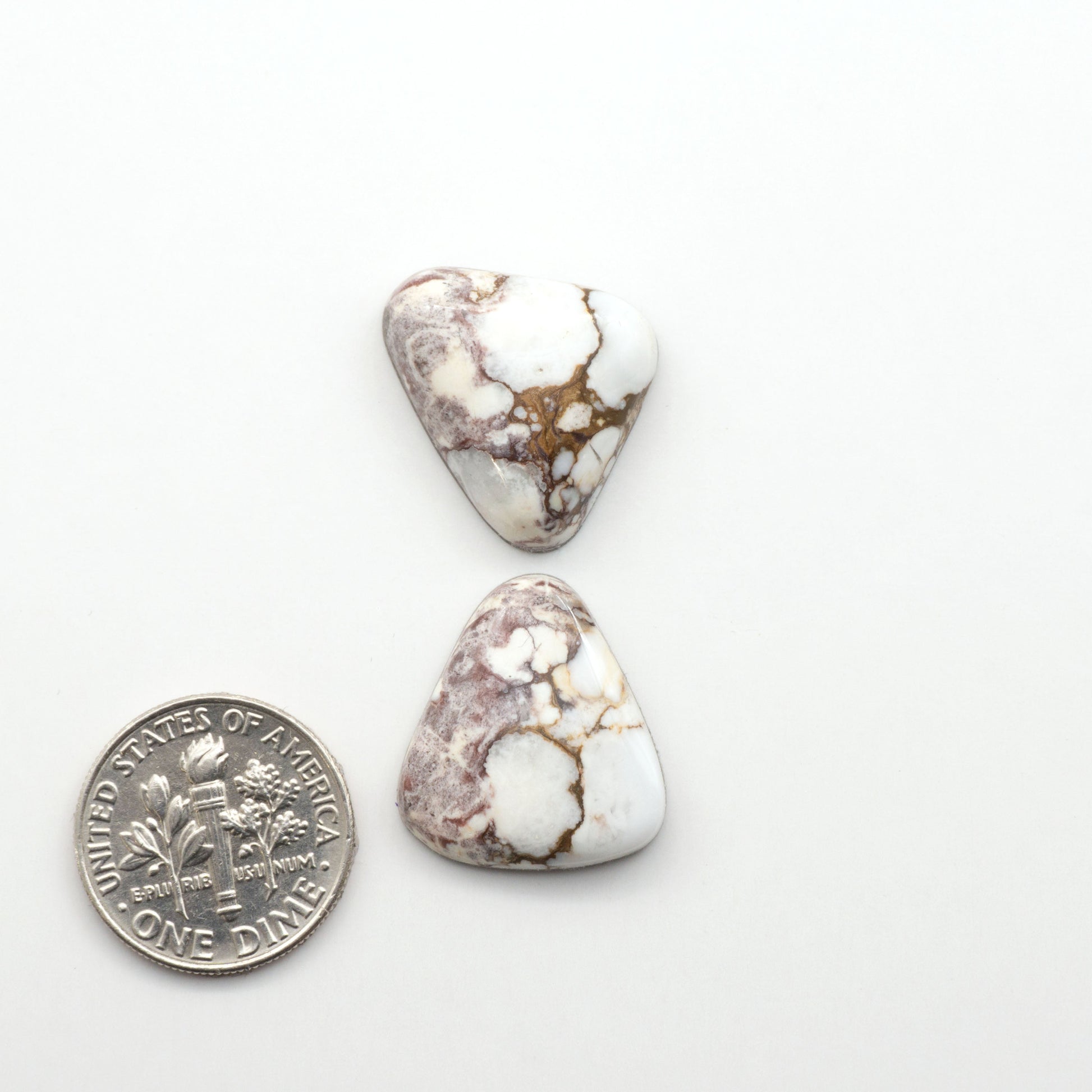 Wild Horse Cabochon are a magnificent addition to any collection. Natural magnesite stones feature a design that will add beauty to any jewelry design.