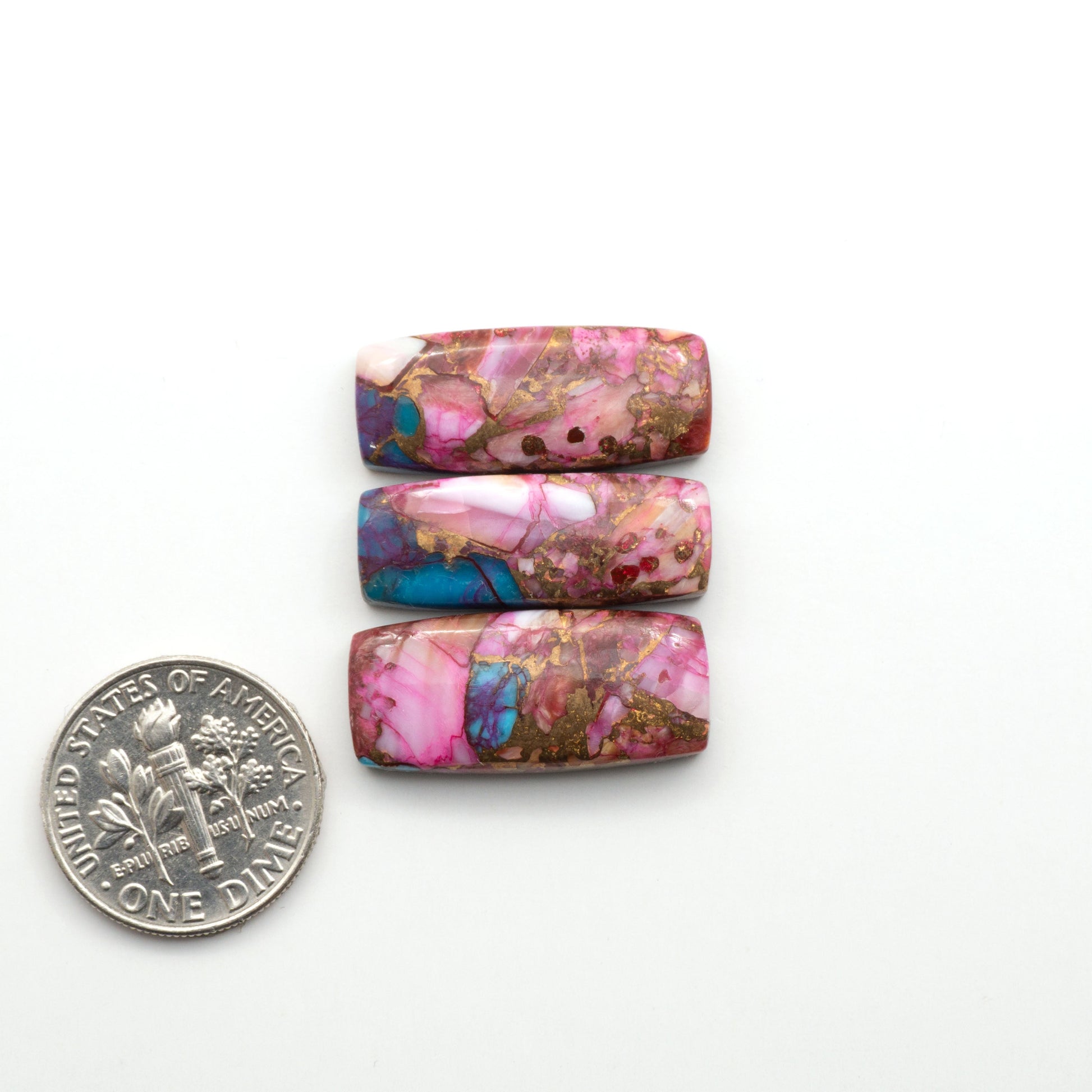 These Spiny Kingman Cabochons are perfect for any jewelry making project. With their unique and intricate patterns, they add a touch of elegance to your designs…