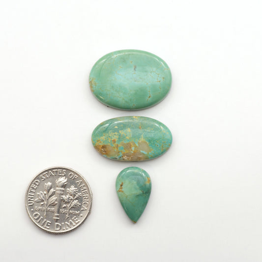 Experience the beauty of Turquoise Mountain Cabochons. With their distinctive blue and green color, these gemstones are perfect for any jewelry piece.