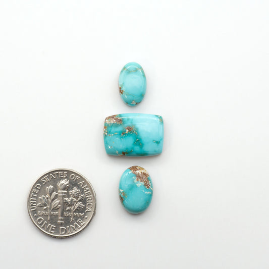 Experience the beauty of Fox Turquoise, mined in Nevada, USA. Elevate your jewelry designs with the stunning colors and patterns of these unique gemstones.