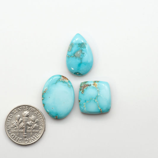 Experience the beauty of Fox Turquoise, mined in Nevada, USA. Elevate your jewelry designs with the stunning colors and patterns of these unique gemstones.
