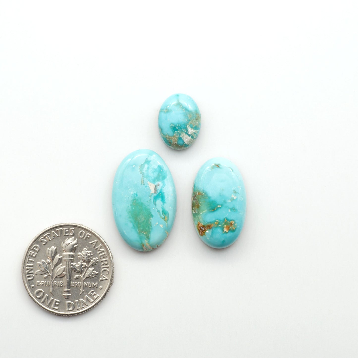 Experience the beauty of Fox Turquoise, mined in Nevada, USA. Elevate your jewelry designs with the stunning colors and patterns of these unique gemstones.

