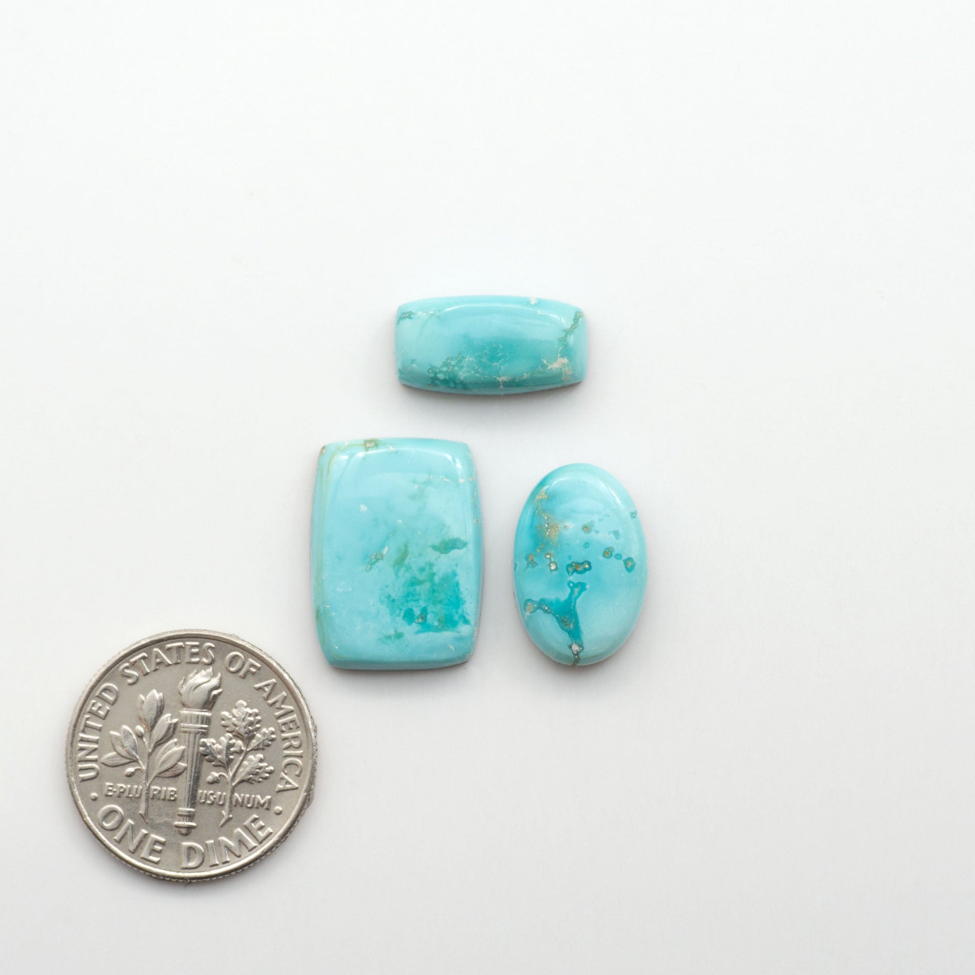 Experience the beauty of Fox Turquoise, mined in Nevada, USA. Elevate your jewelry designs with the stunning colors and patterns of these unique gemstones.

