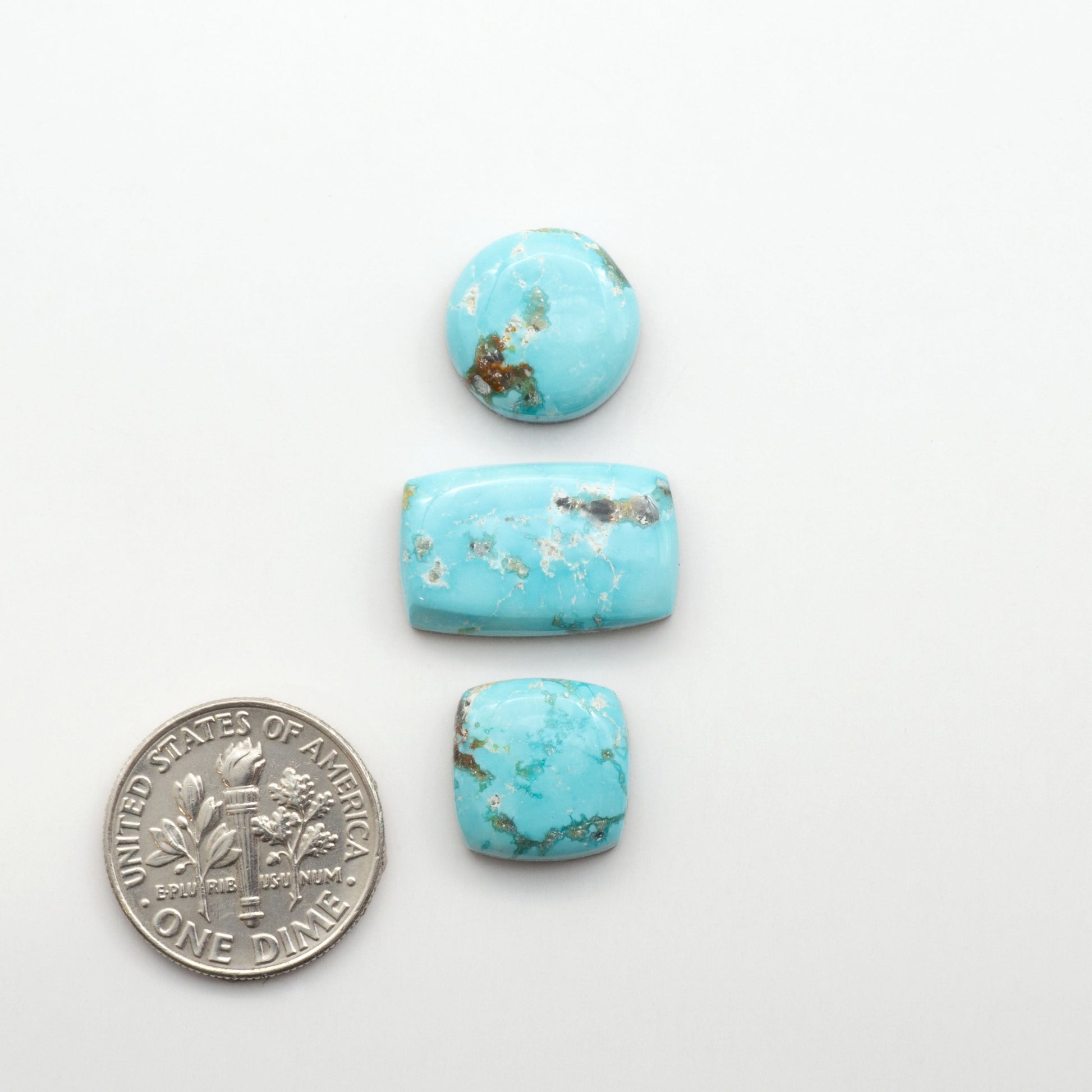 Experience the beauty of Fox Turquoise, mined in Nevada, USA. Elevate your jewelry designs with the stunning colors and patterns of these unique gemstones.

