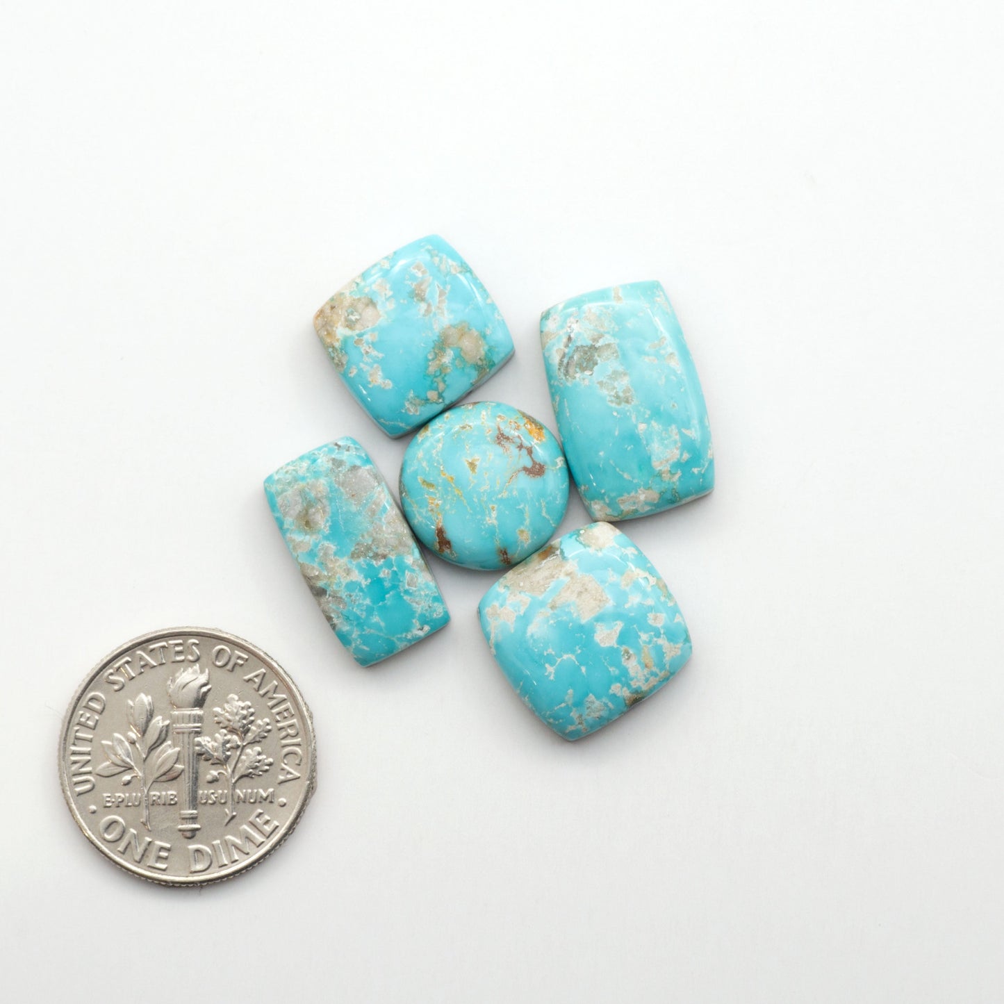 Experience the beauty of Fox Turquoise, mined in Nevada, USA. Elevate your jewelry designs with the stunning colors and patterns of these unique gemstones.