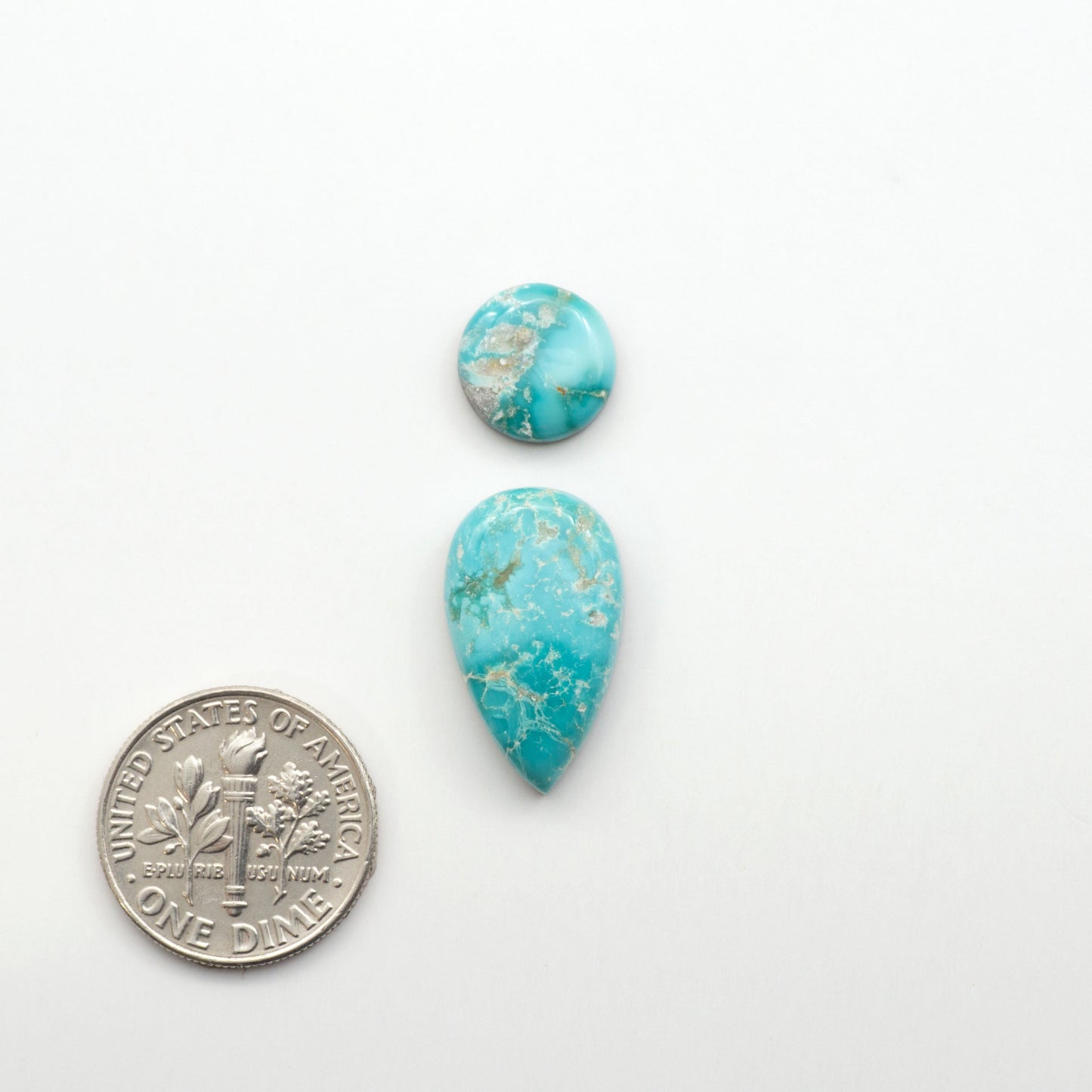 Experience the beauty of Fox Turquoise, mined in Nevada, USA. Elevate your jewelry designs with the stunning colors and patterns of these unique gemstones.