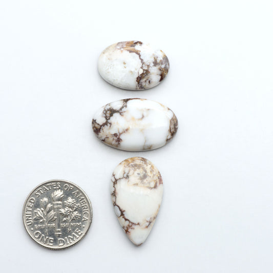 Wild Horse Cabochon are a magnificent addition to any collection. Natural magnesite stones feature a design that will add beauty to any jewelry design.