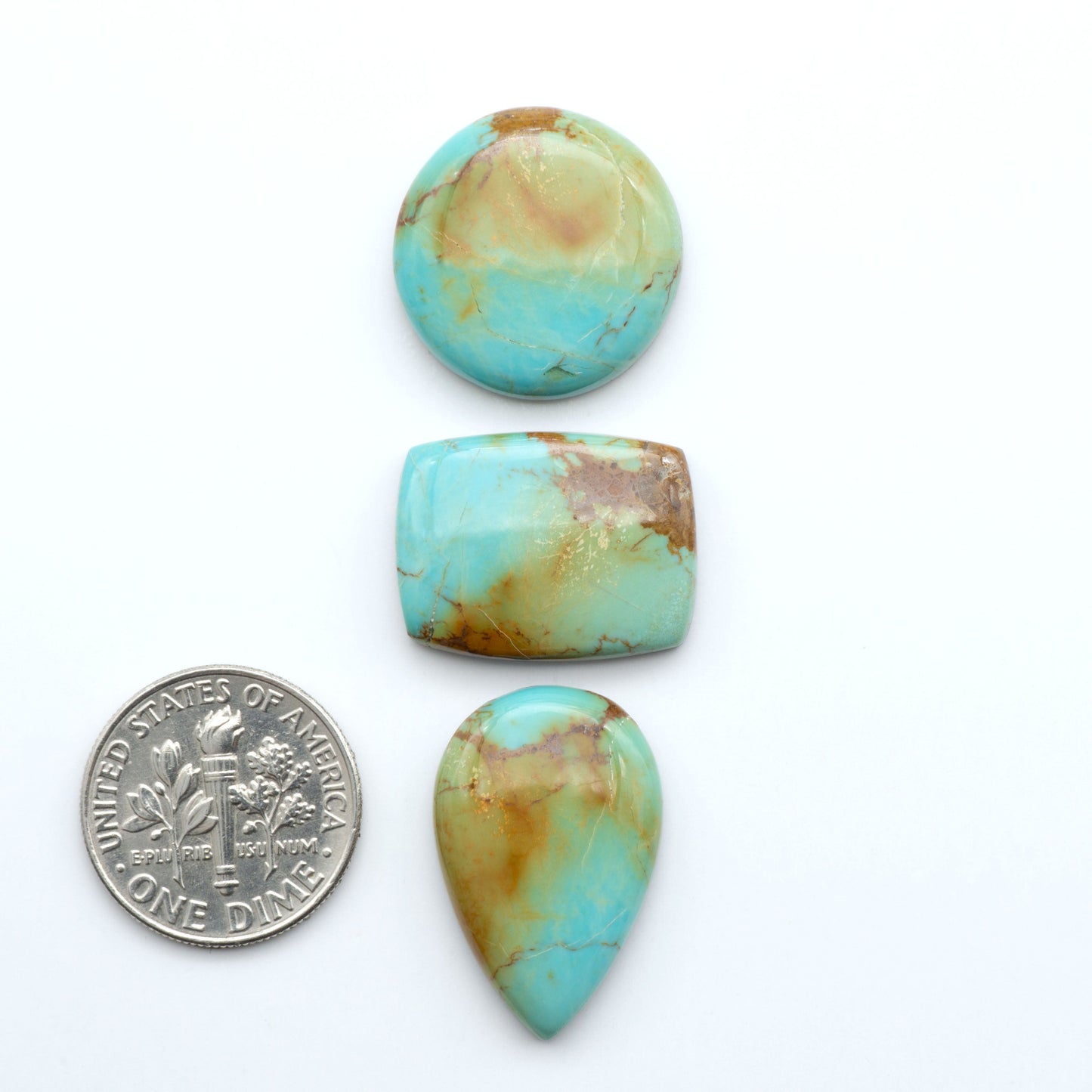 Experience the beauty of Turquoise Mountain Cabochons. With their distinctive blue and green color, these gemstones are perfect for any jewelry piece.