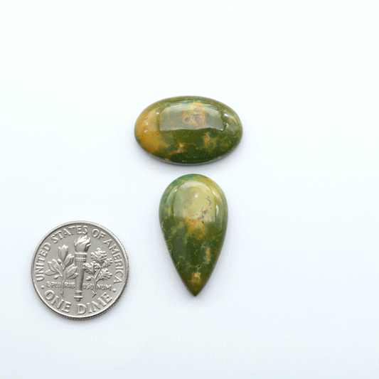 Experience the beauty of Turquoise Mountain Cabochons. With their distinctive blue and green color, these gemstones are perfect for any jewelry piece.