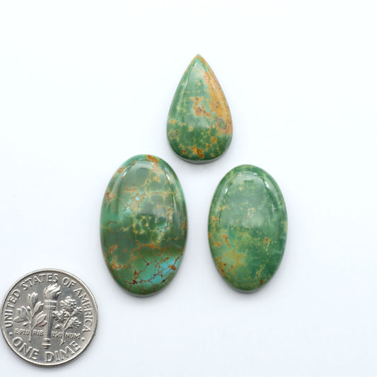 Experience the beauty of Turquoise Mountain Cabochons. With their distinctive blue and green color, these gemstones are perfect for any jewelry piece.