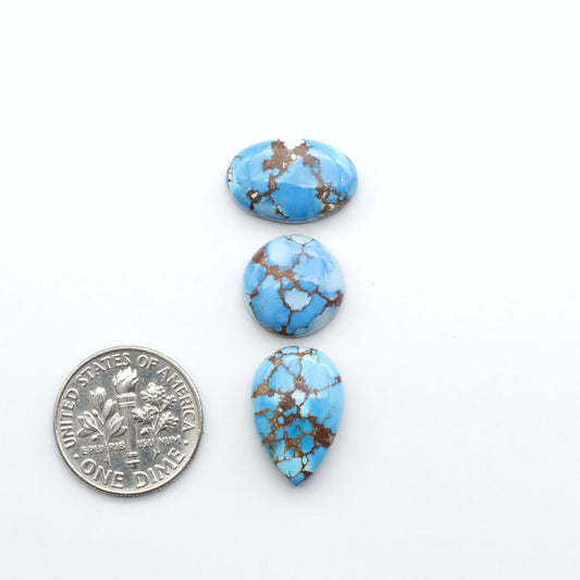 Discover the beauty of Natural Golden Hills Turquoise—prized for its icy blue tones, golden matrix, and exceptional quality. Ideal for artisan jewelry designs.
