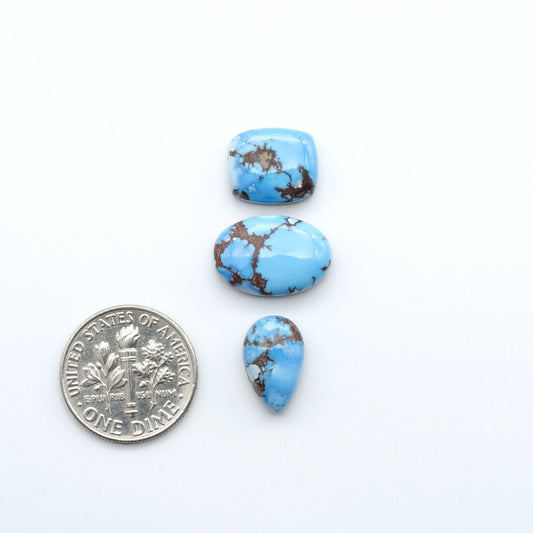 Discover the beauty of Natural Golden Hills Turquoise—prized for its icy blue tones, golden matrix, and exceptional quality. Ideal for artisan jewelry designs.
