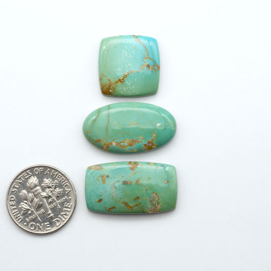 Experience the beauty of Turquoise Mountain Cabochons. With their distinctive blue and green color, these gemstones are perfect for any jewelry piece.