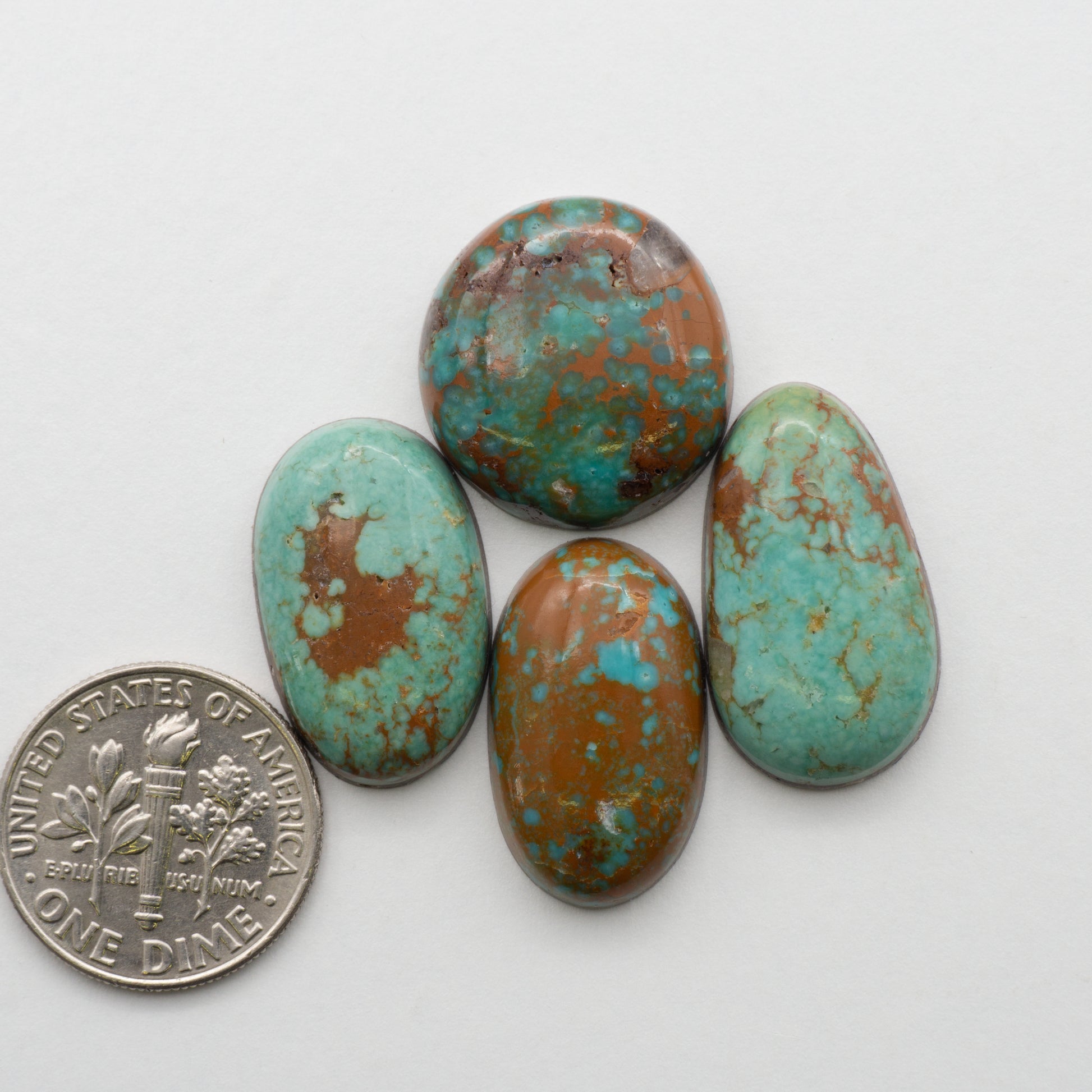 Cumpas Turquoise stone cabochons